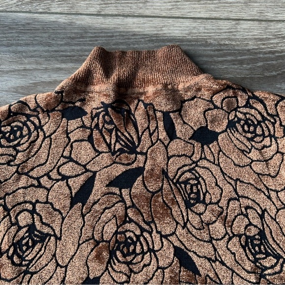 Vintage Tradition Roses  Print Soft High Neck Sweater - Picture 16 of 16